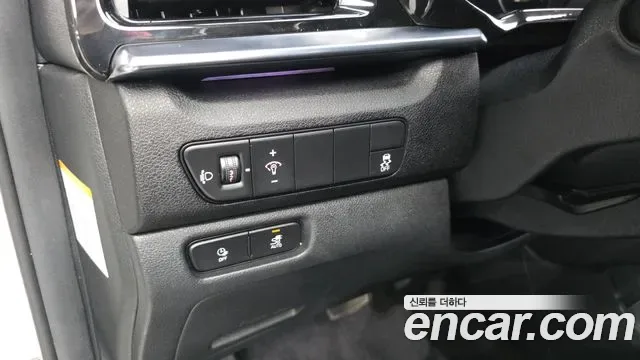 Kia Niro Plus, 2022 — фото 28
