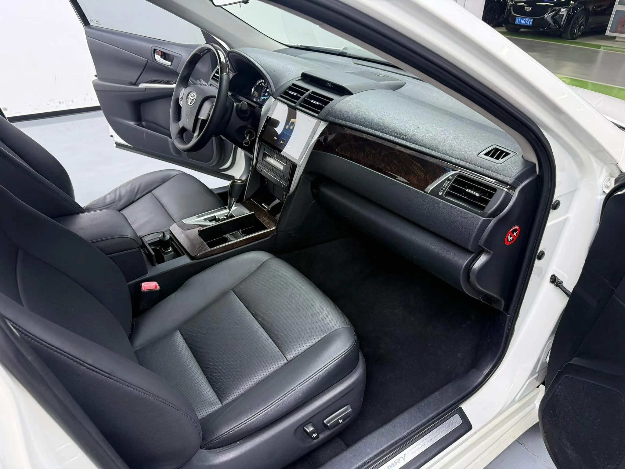 Toyota Camry, 2015 — фото 4