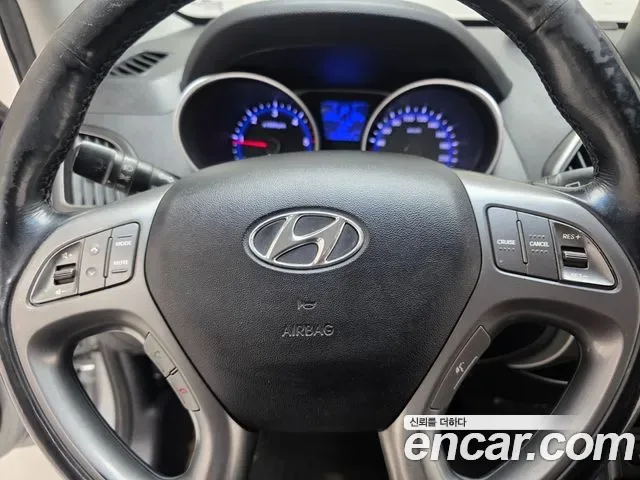 Hyundai Tucson ix, 2013 — фото 16