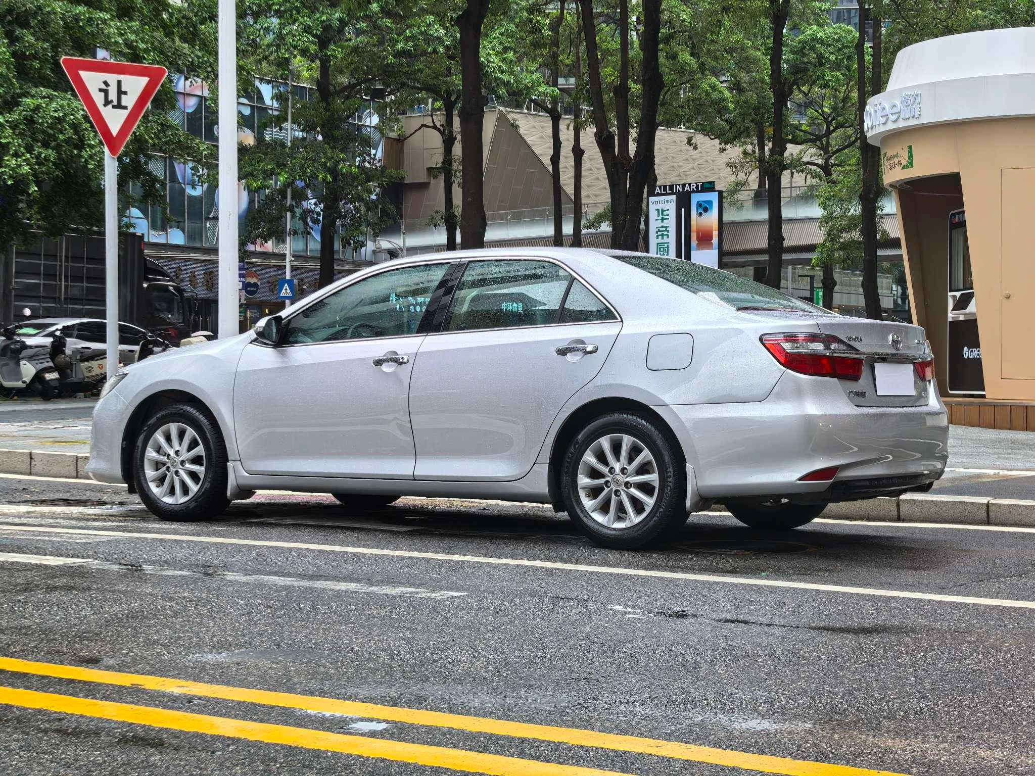 Toyota Camry, 2015 — фото 3