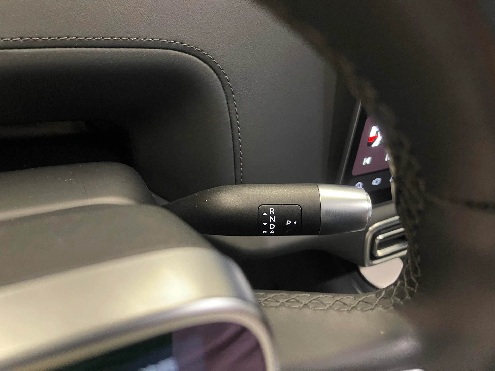 Li Auto Ideal L9, 2022 — фото 20