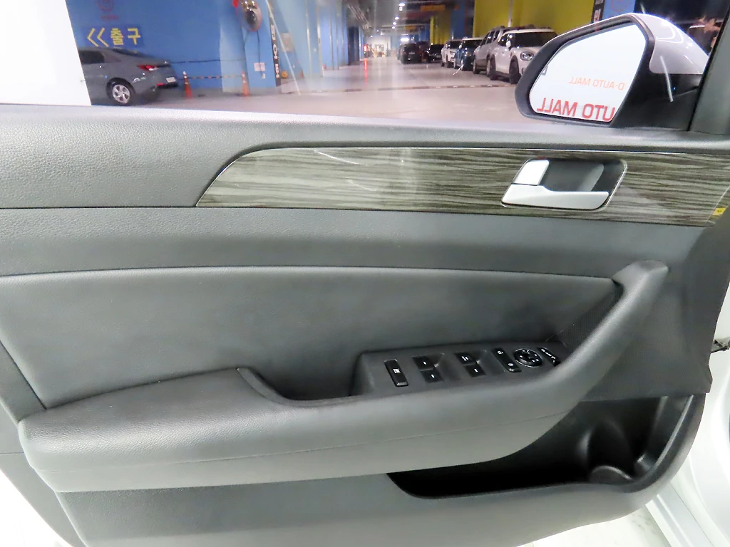 Hyundai Sonata LF Sonata, 2014 — фото 13