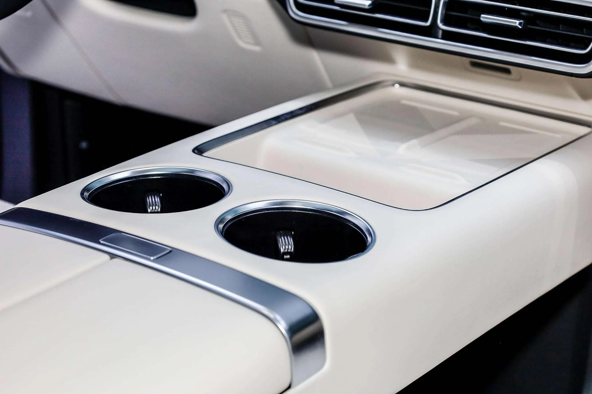 Li Auto Ideal L9, 2025 — фото 18