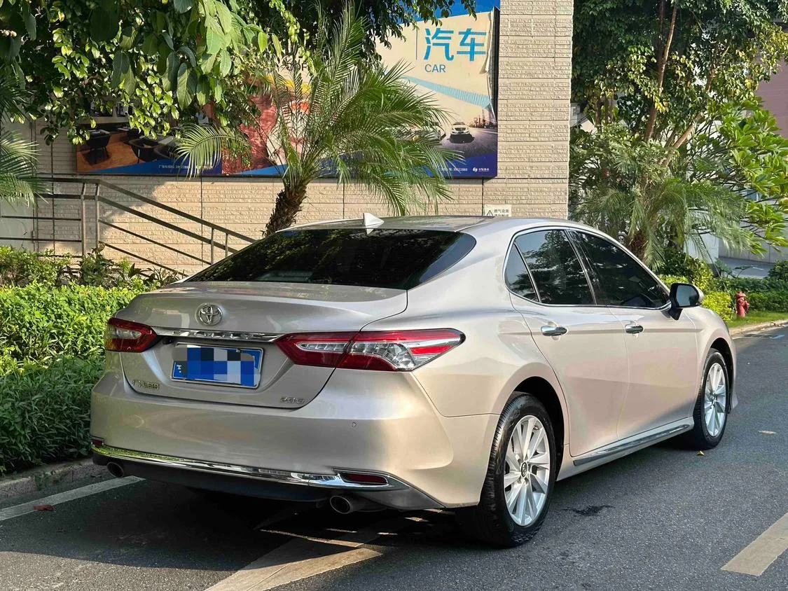Toyota Camry, 2023 — фото 27