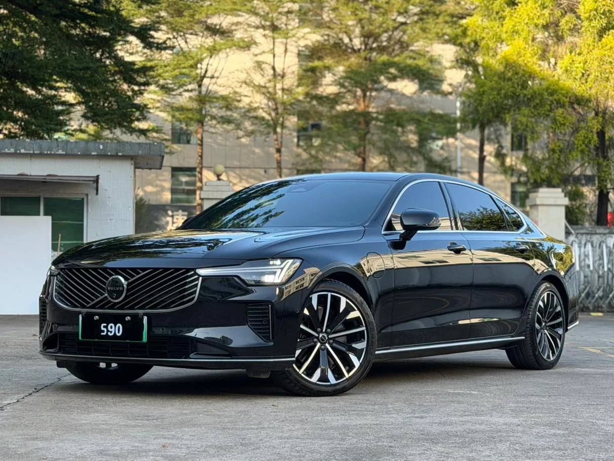 Volvo S90 PHEV