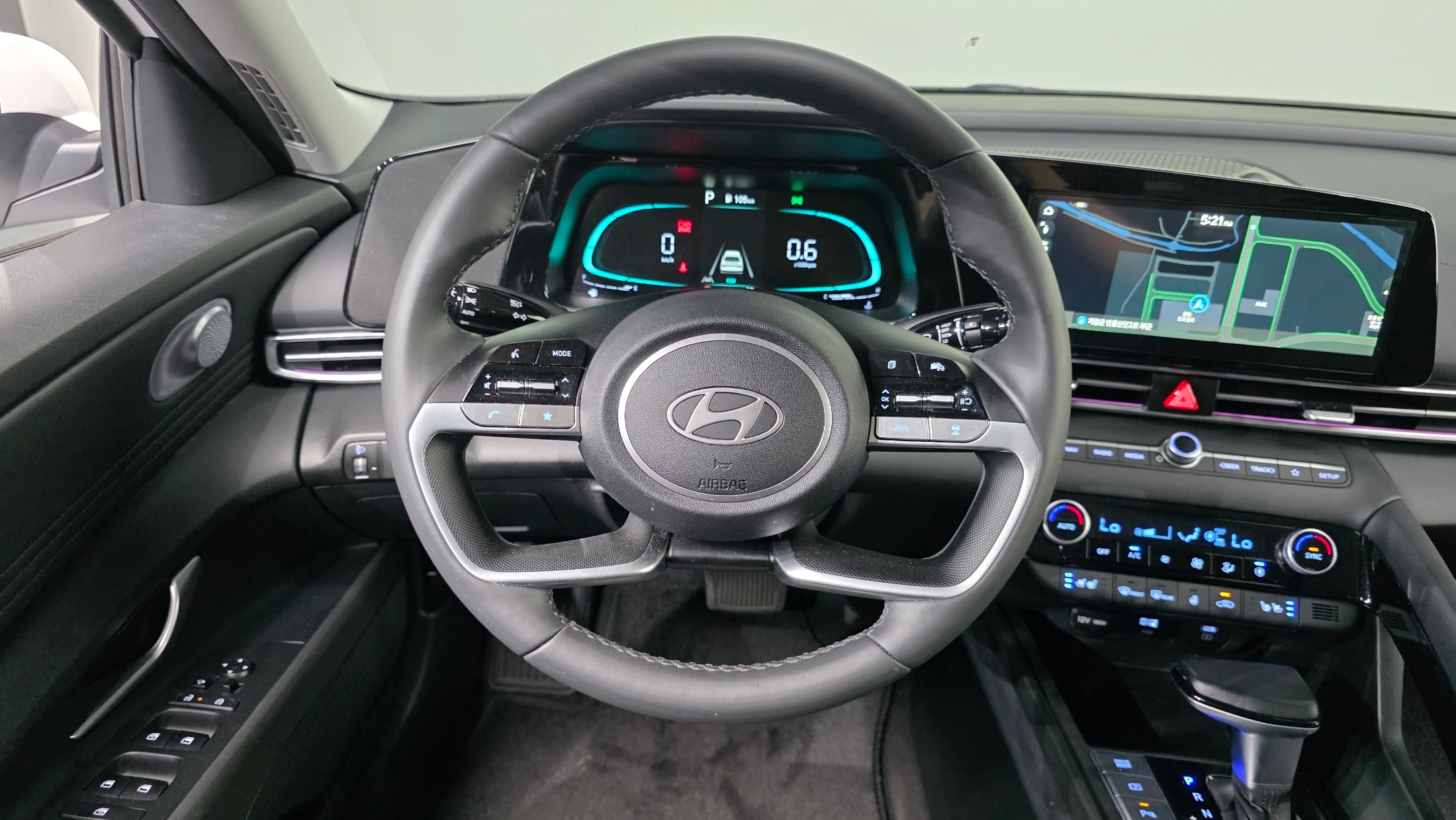 Hyundai Avante CN7, 2024 — фото 13