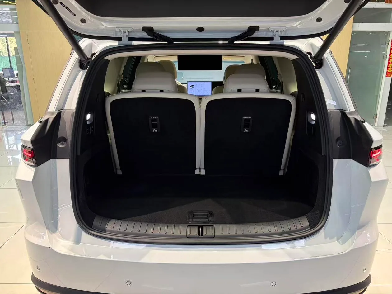Li Auto ideal i8, 2025 — фото 6