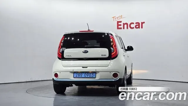 Kia Soul EV, 2017 — фото 4