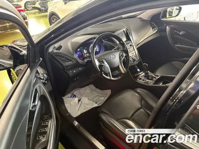 Hyundai Grandeur HG Hybrid, 2014 — фото 10