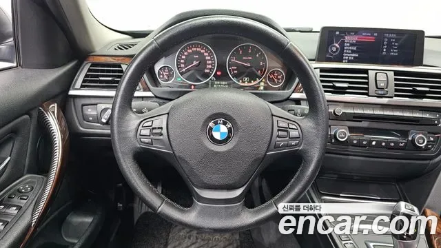 BMW 3-Series F30, 2013 — фото 13