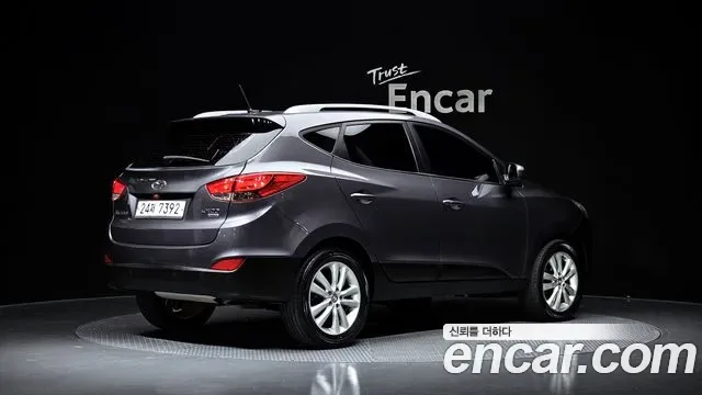 Hyundai Tucson ix, 2012 — фото 2