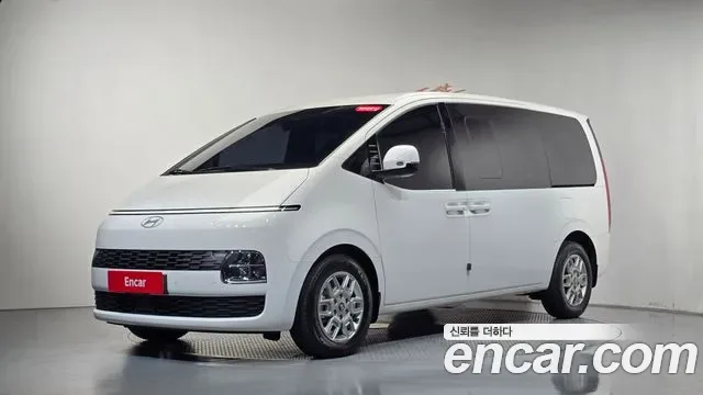 Hyundai Staria