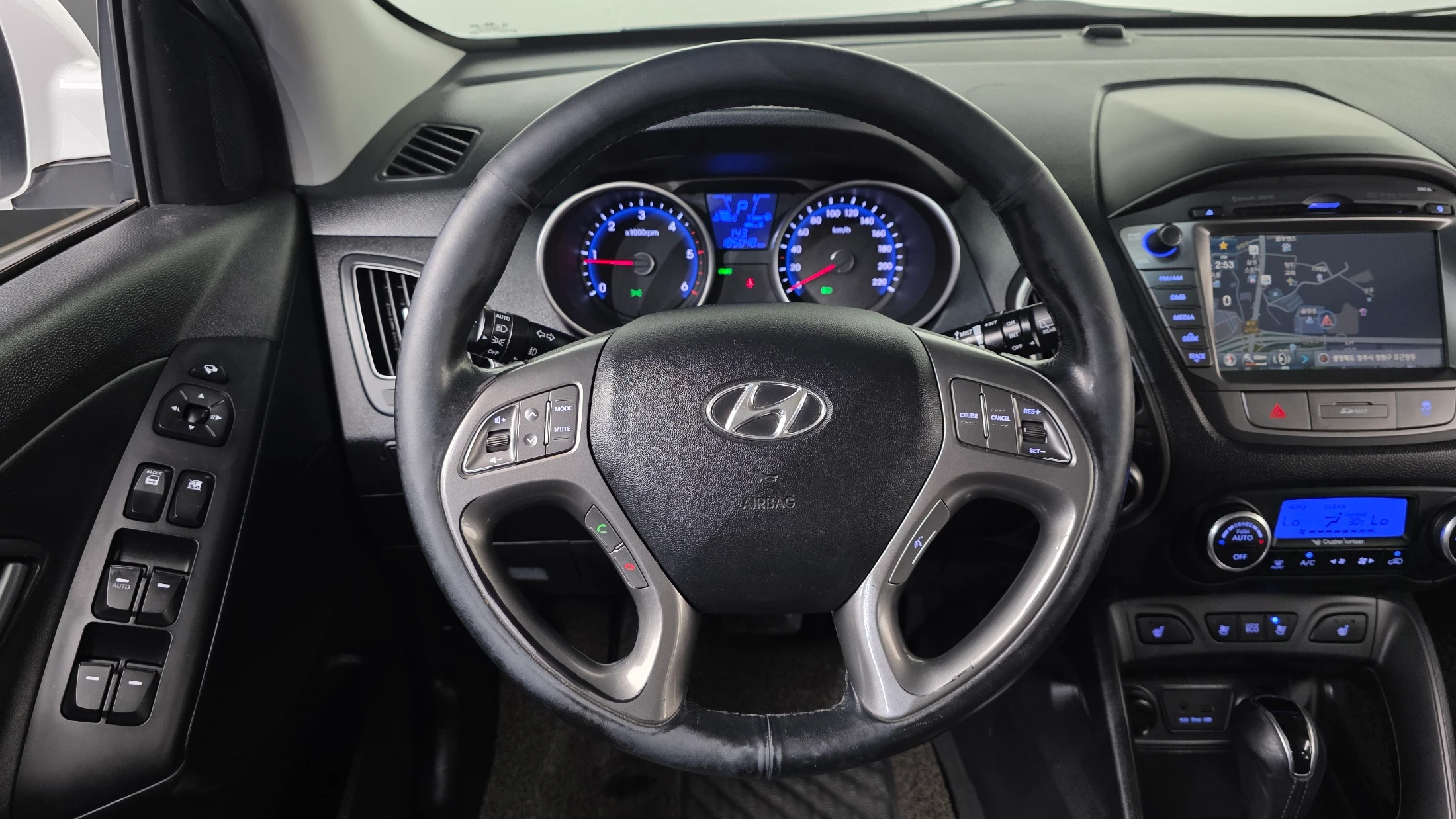 Hyundai Tucson ix, 2015 — фото 14
