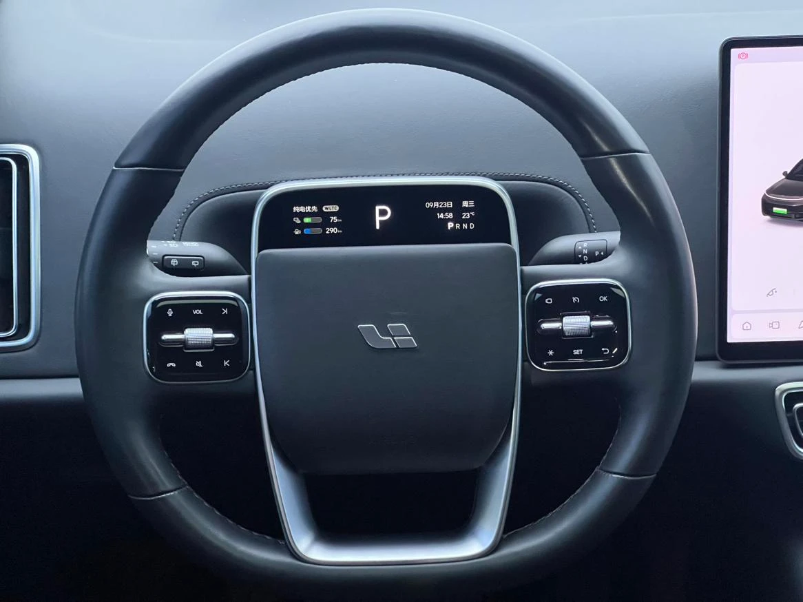 Li Auto Ideal L9, 2022 — фото 13