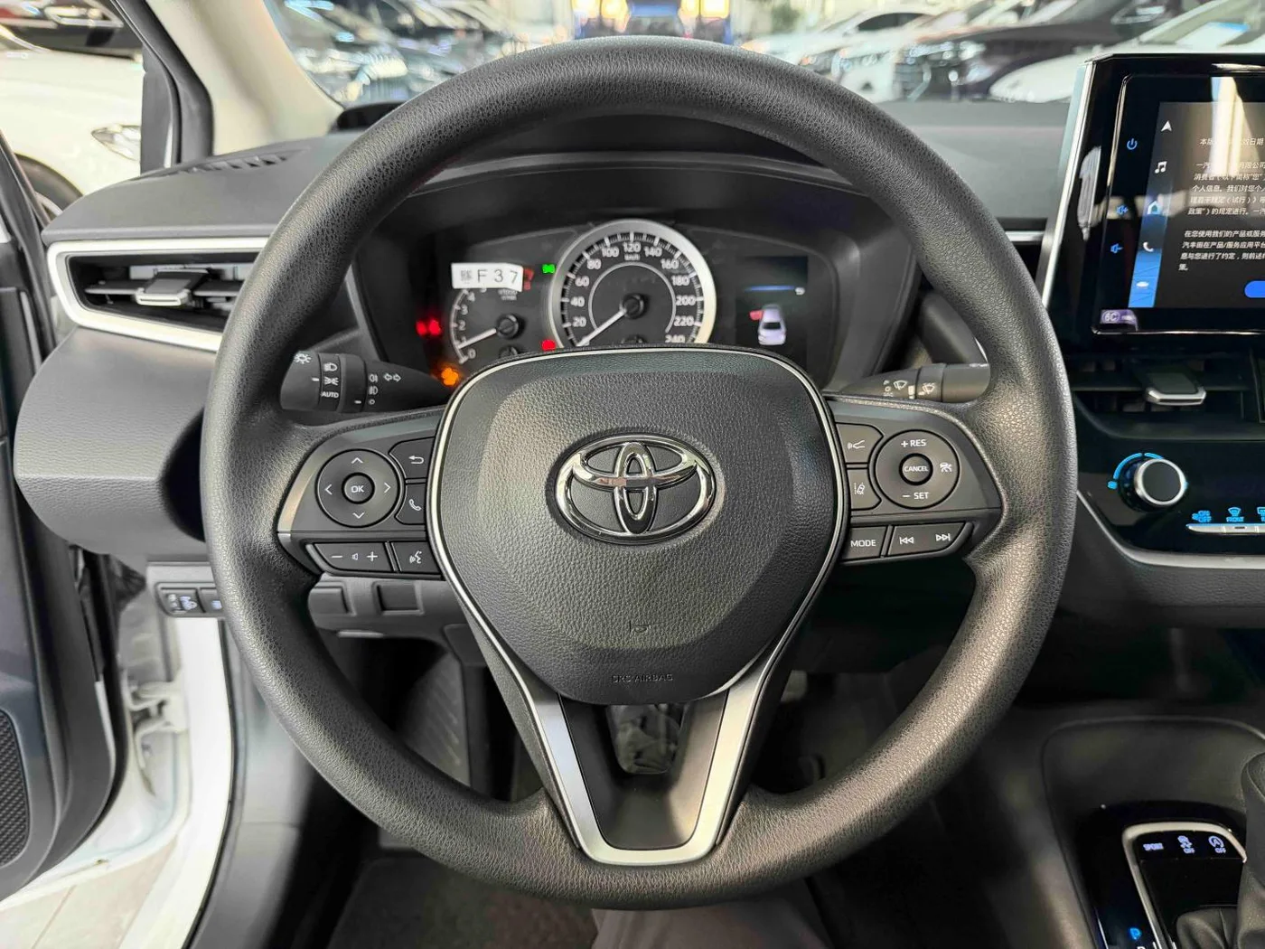 Toyota Corolla, 2023 — фото 12