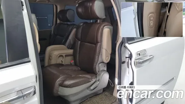 Kia Canival Carnival R, 2012 — фото 17