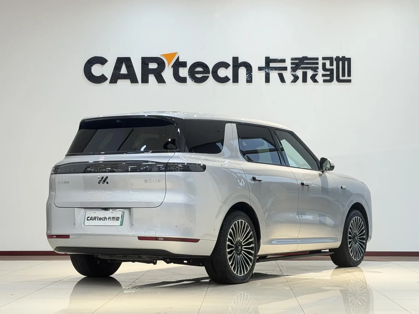 Zhiji Automobile Zhiji LS8, 2026 — фото 21