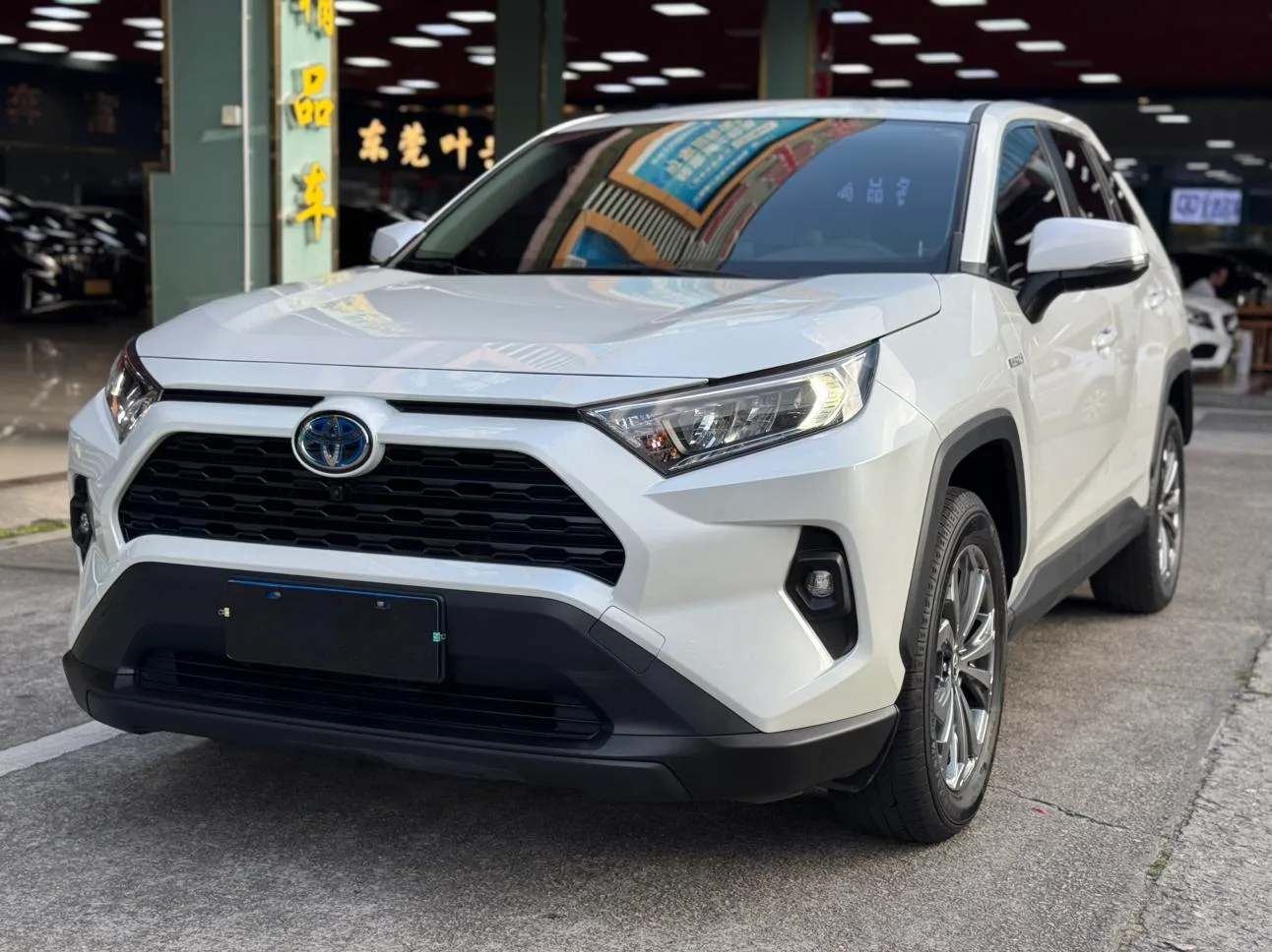 Toyota RAV4 Rongfang