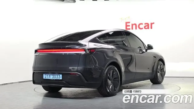 Tesla Model Y, 2025 — фото 2
