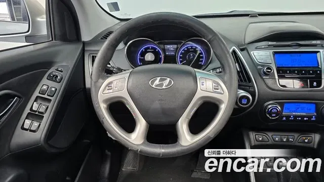 Hyundai Tucson ix, 2011 — фото 13
