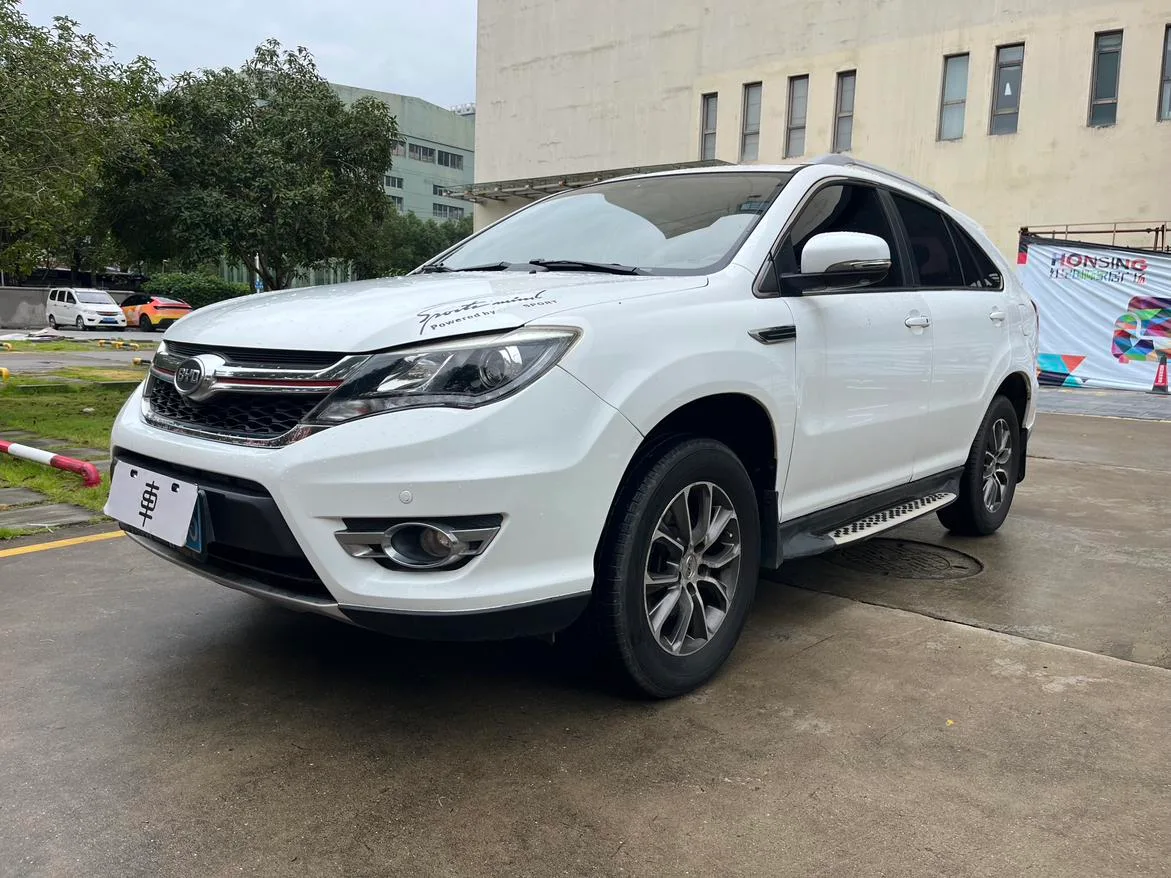 BYD S7