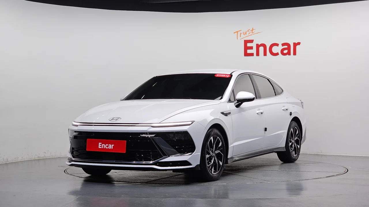 Hyundai Sonata De Edge (DN8)