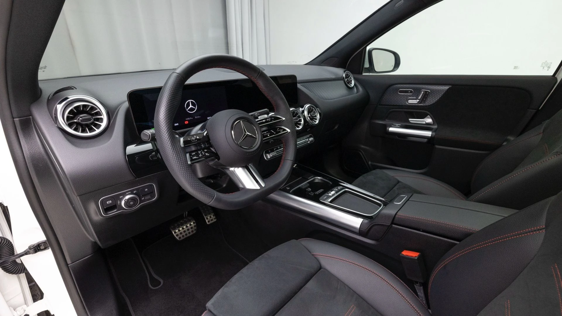 Mercedes-Benz Gla-Class H247, 2025 — фото 13