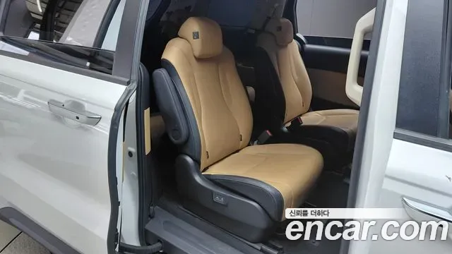 Kia Canival Carnival, 2022 — фото 10