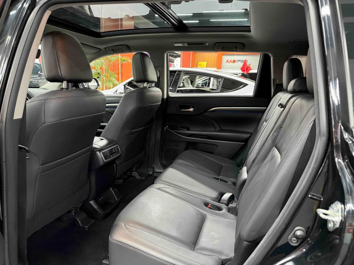 Toyota Highlander, 2018 — фото 11