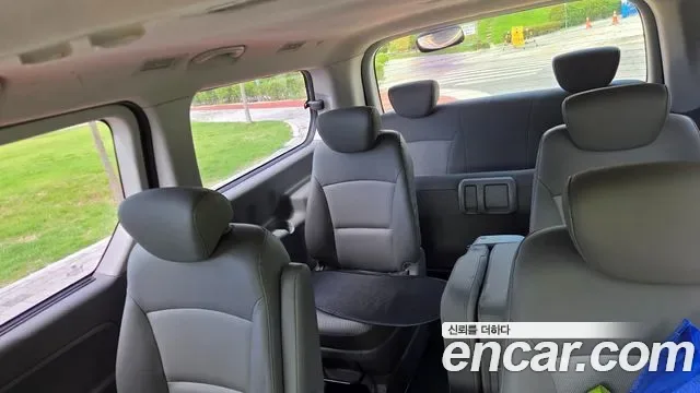 Hyundai Starex Grand Starex, 2009 — фото 15