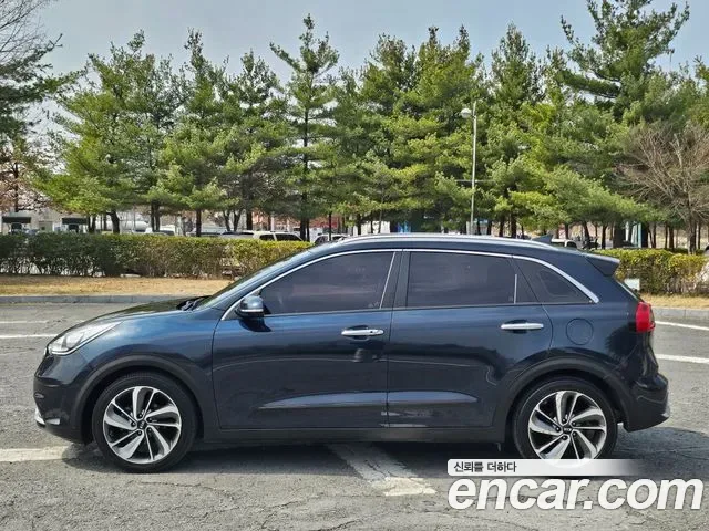 Kia Niro, 2016 — фото 2