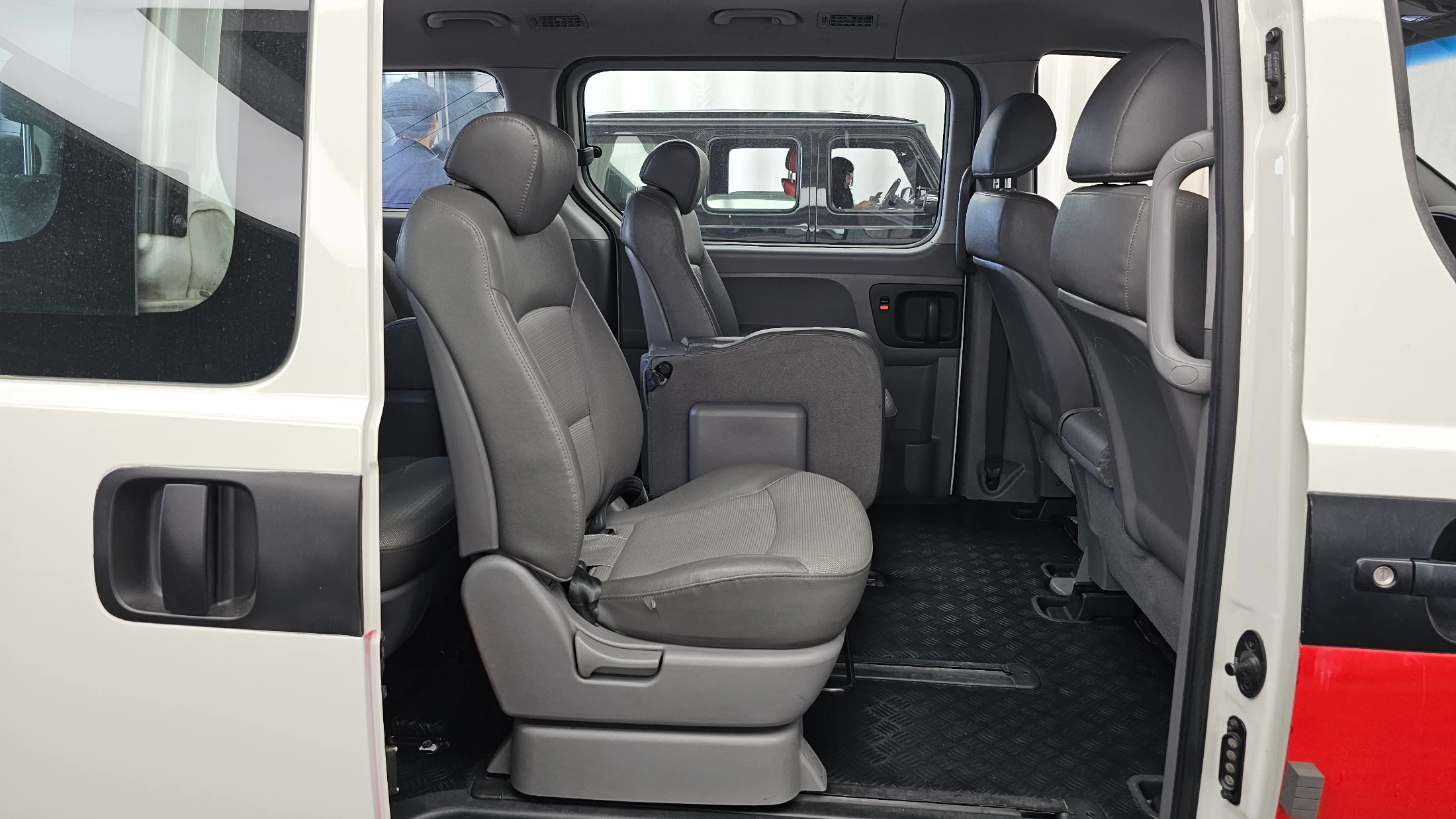 Hyundai Starex Grand Starex, 2008 — фото 12
