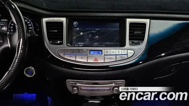 Hyundai Genesis, 2012 — фото 15