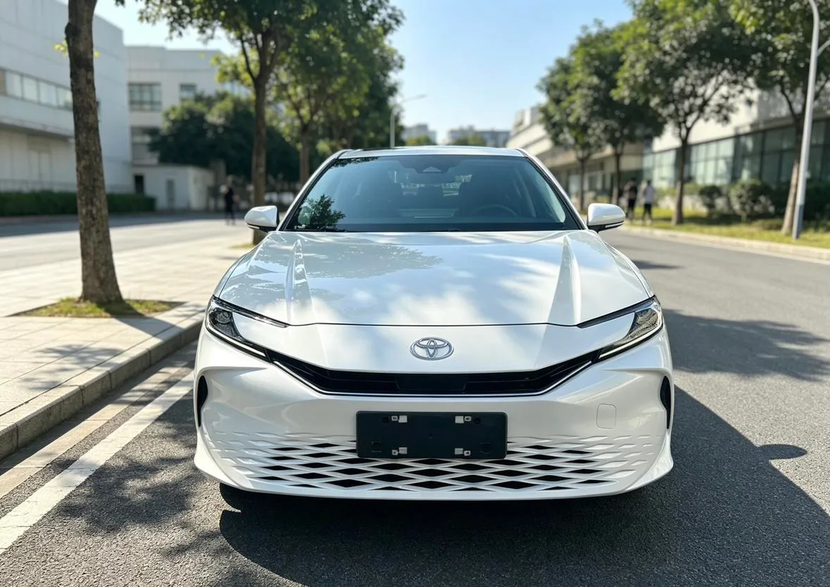 Toyota Camry, 2027 — фото 2