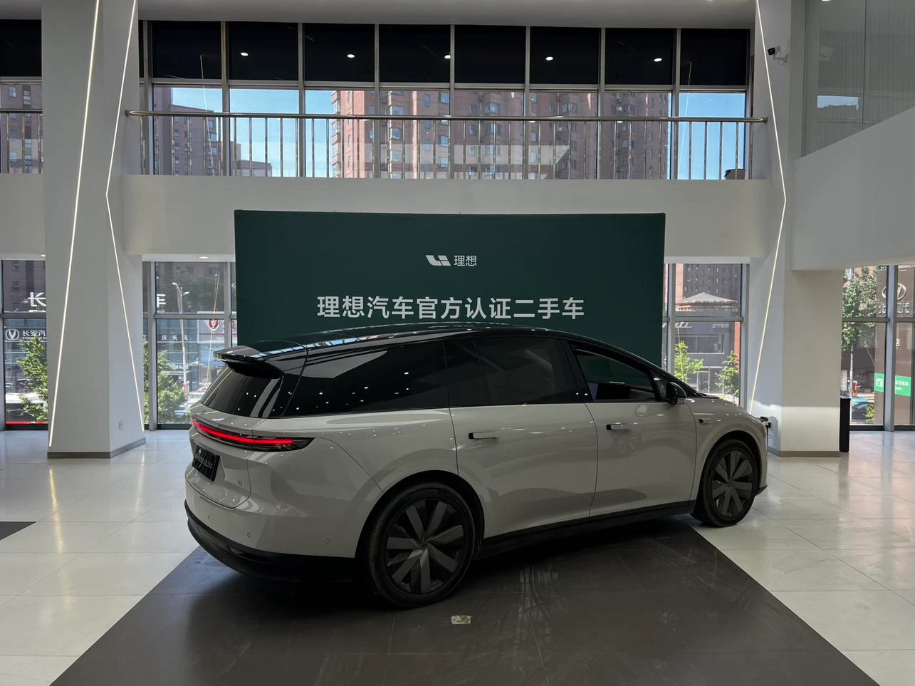 Li Auto ideal i8, 2025 — фото 12