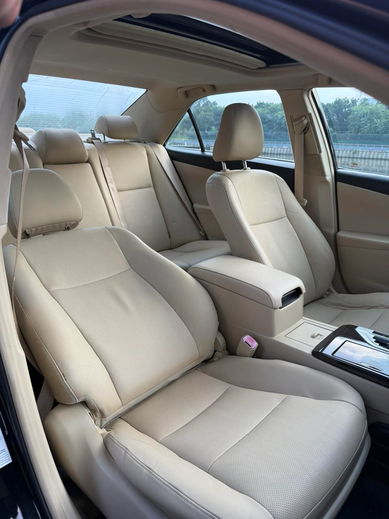Toyota Camry, 2015 — фото 14