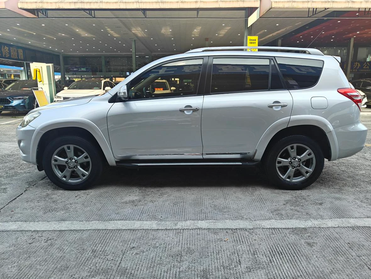 Toyota RAV4 Rongfang, 2013 — фото 4