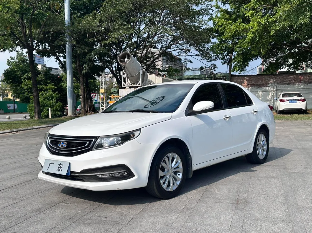 Geely Vision