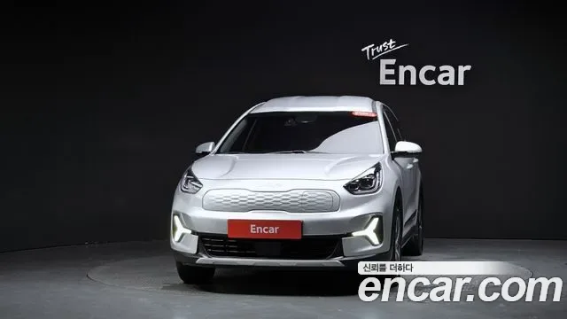 Kia Niro Plus, 2022 — фото 3