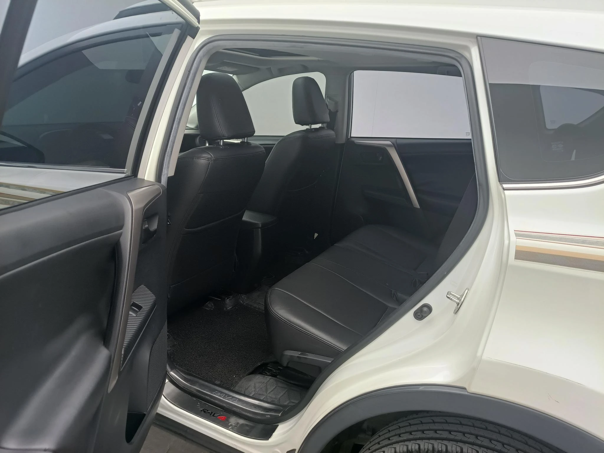 Toyota RAV4 Rongfang, 2015 — фото 13