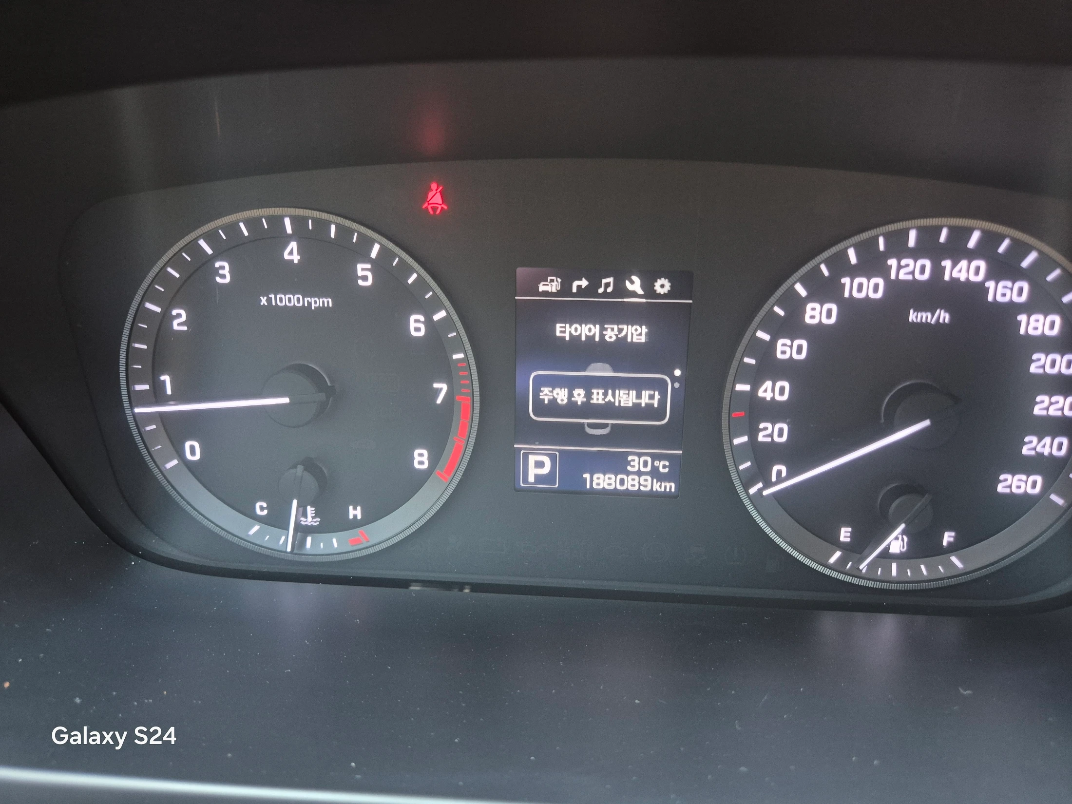 Hyundai Sonata LF Sonata, 2014 — фото 13