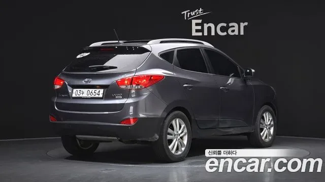Hyundai Tucson ix, 2012 — фото 2