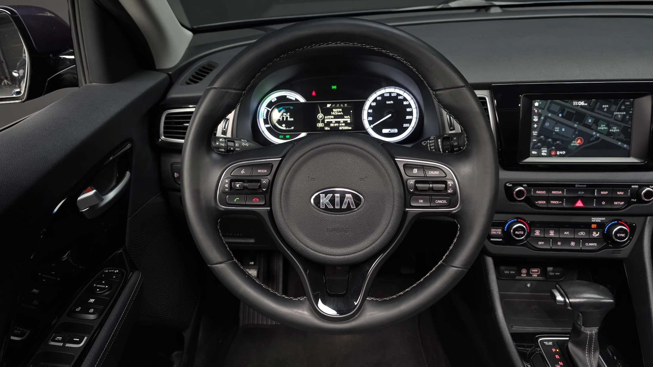 Kia Niro, 2017 — фото 13