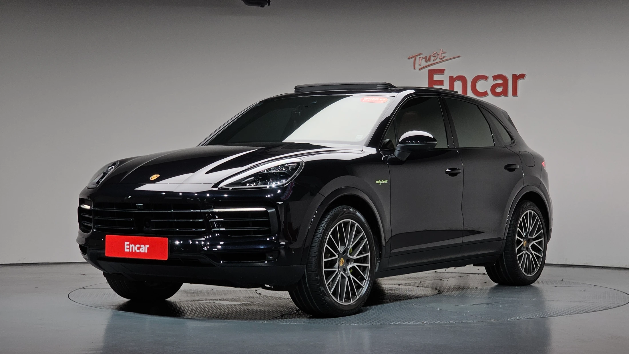 Porsche Cayenne PO536