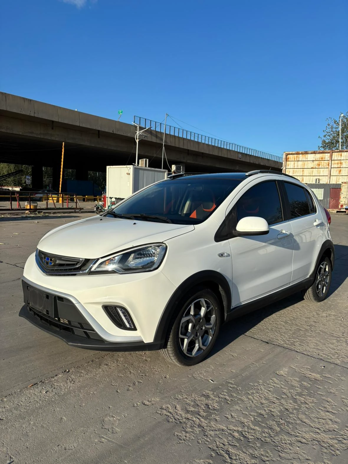 Geely Vision X1