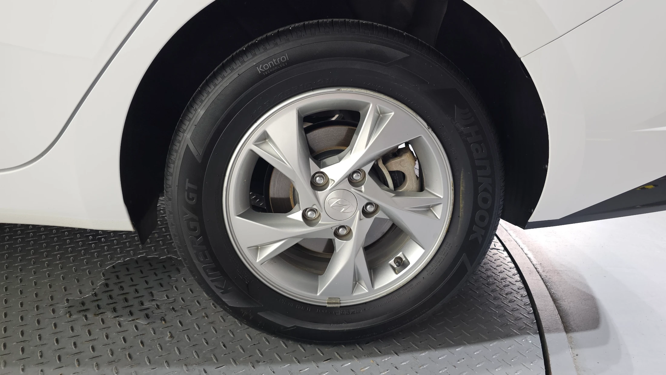 Hyundai Avante CN7, 2023 — фото 21