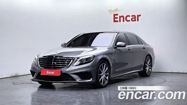 Mercedes-Benz S-Class W222