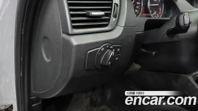 BMW X1 E84, 2010 — фото 16
