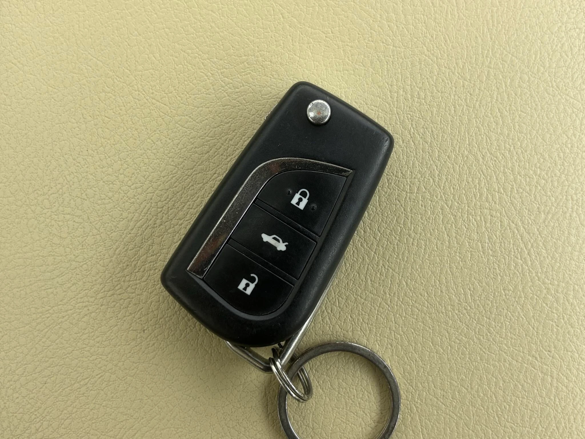 Toyota Camry, 2015 — фото 14