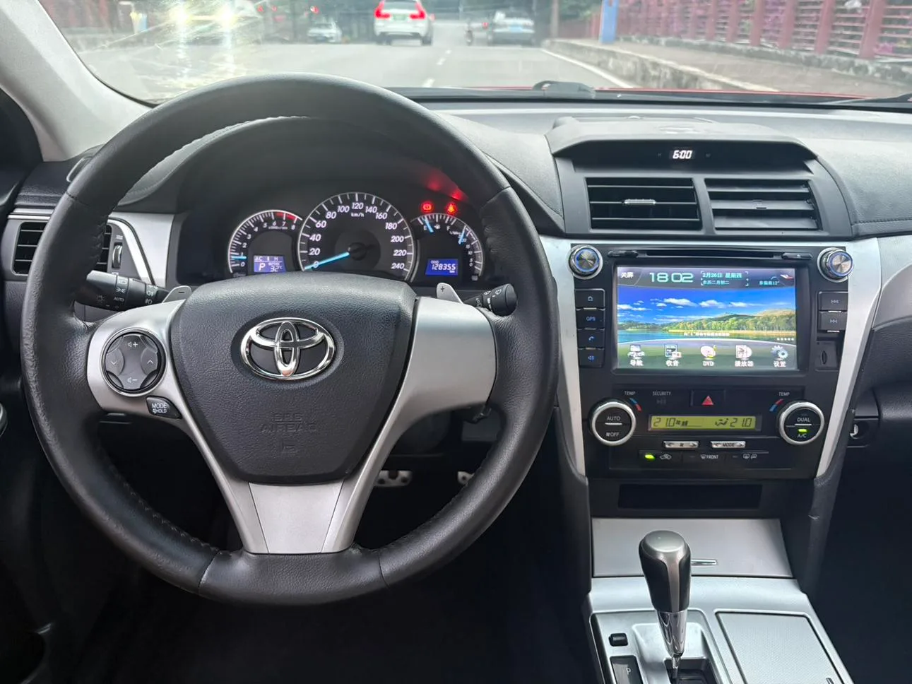 Toyota Camry, 2012 — фото 17